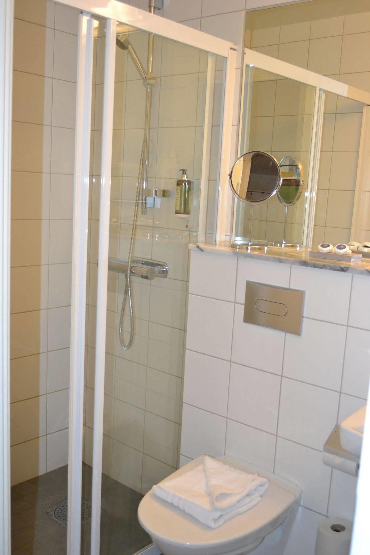 מוטלה Hotell Nostalgi מראה חיצוני תמונה